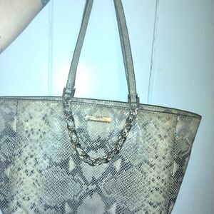 Stylish Snake Print Tote Bag